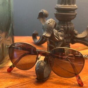 Vintage Maui Jim Tortoise Shell Sunglasses - Unisex